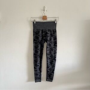 Gymshark Seamless Adapt Camo Leggings size small